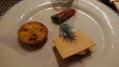 味館トライアングル