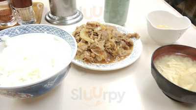 牛丼専門サンボ