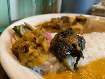 カレー&オリエンタルバル 桃の実 水道橋店