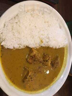 カレー&オリエンタルバル 桃の実 水道橋店