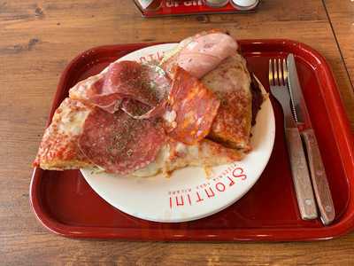 シェーキーズ 渋谷宇田川店