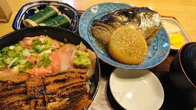 笹巻きけぬきすし総本店