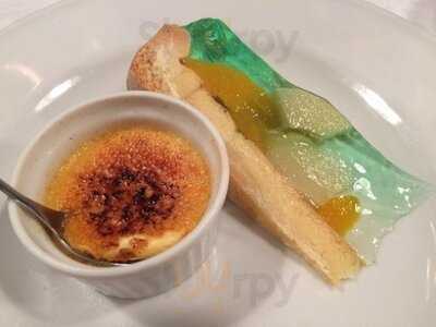 カジュアルフレンチ ぴえにゅ