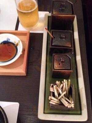 横浜八十八 吉田町店