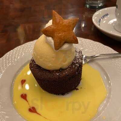 星乃珈琲店　原宿店