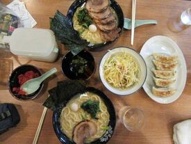 濃厚とんこつラーメン専門店 代々木商店