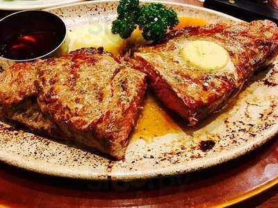 ロイヤルホスト神田神保町店