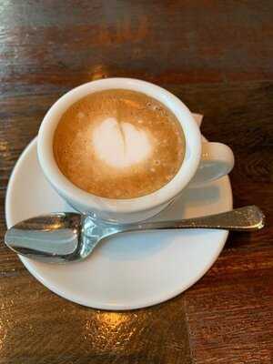 パリアッチョ 丸の内仲通り