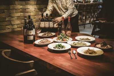 壁の穴 そごう横浜店