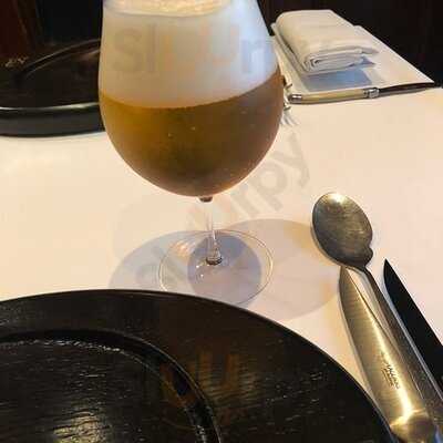 ブラッスリー マノワ