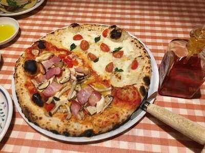 マンマ パスタ 金沢文庫店