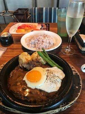 アロハテーブル 飯田橋