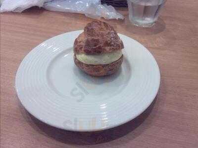 イル・プルー・シュル・ラ・セーヌ