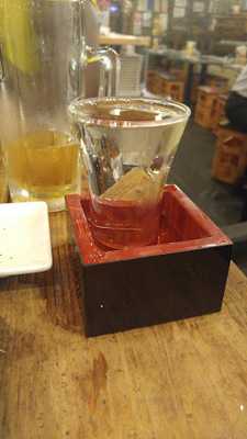 魚河岸 魚〇本店