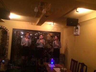 Tomei's Wine Bar & Wine Shop