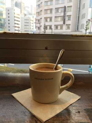 フレッシュネスバーガー 神田須田町店