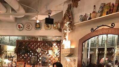 トラットリア フィオーレ