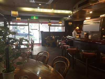 サモアール 馬車道店