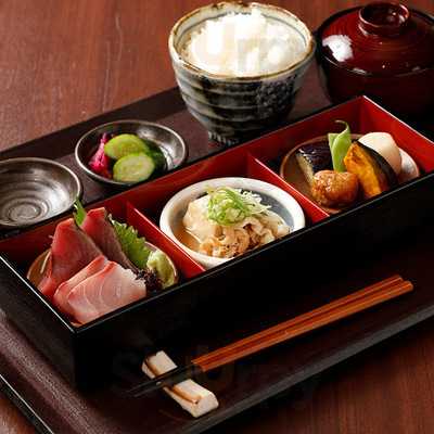 酒蔵レストラン宝 東京国際フォーラム店