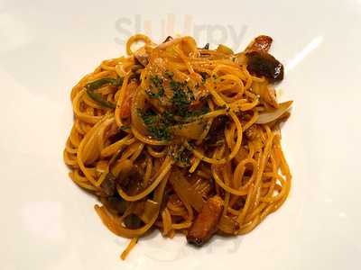 壁の穴日比谷シャンテ店