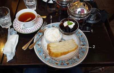 カフェ・ラミル 横浜元町店