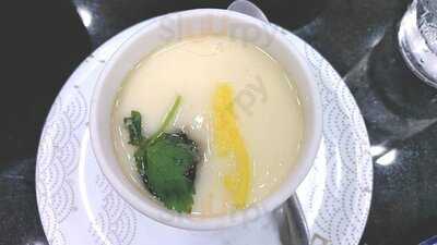 ジャンボおしどり寿司 日野本店