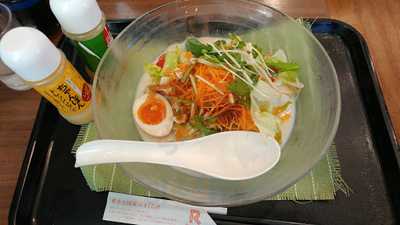 リンガーハット 京急鶴見店