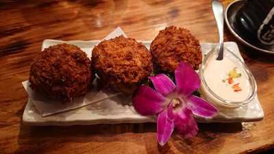 沖縄粟国島料理 あぐぅーん