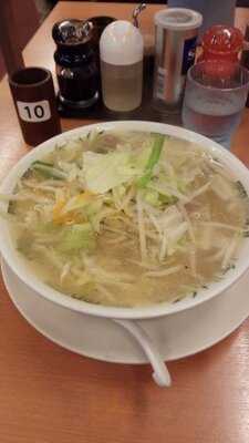 日高屋 金沢文庫東口店