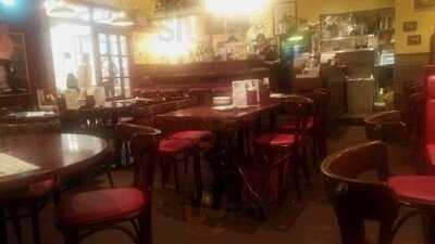 ワイン食堂 旅する子ブタ 東京 グランルーフフロント店