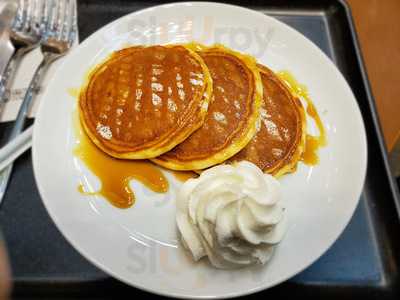 タリーズコーヒー横浜ワールドポーターズ店