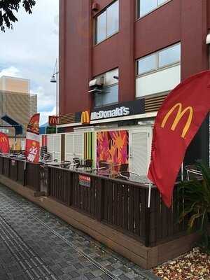マクドナルド 横浜ベイサイドマリーナプラザ店