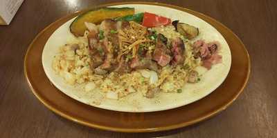 ロイヤルホスト鶴見店