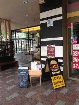 ハサム バーガーズ&カフェ