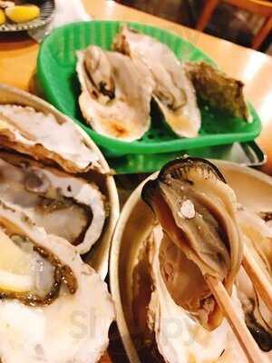 三陸直送 かき小屋 飛梅 神田西口店