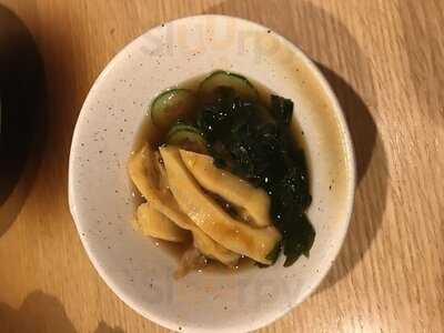 三陸直送 かき小屋 飛梅 神田西口店