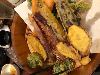 弥平 横浜鶴屋町店