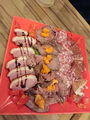 カフェ＆ワイン バジル