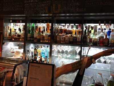 横浜bar De Vinosバルデビノス