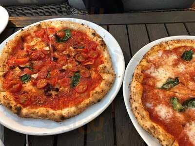 Pizza Salvatore Cuomo 代官山