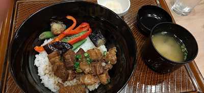 ガスト 緑園都市店