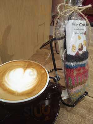 スタイルズコーヒー モザイク港北店