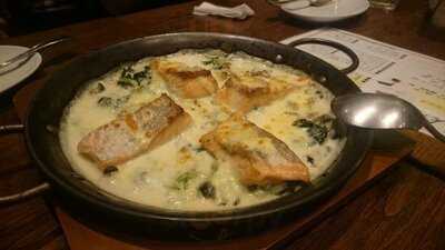 丸の内ワイン倶楽部