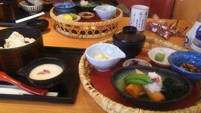 鎌倉 峰本 戸塚駅前店