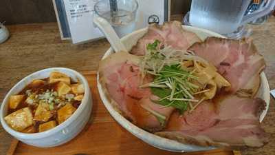 らーめんshigetomi