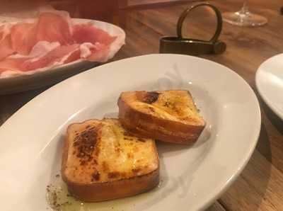 オステリア チリエージョ