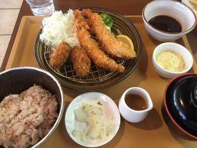 ジョナサン横浜中山店