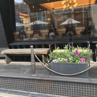 サロン ド テ ジャンナッツ