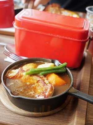 アルペンジロー 元町店