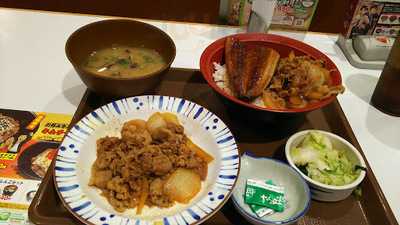 すき家横浜善部町店